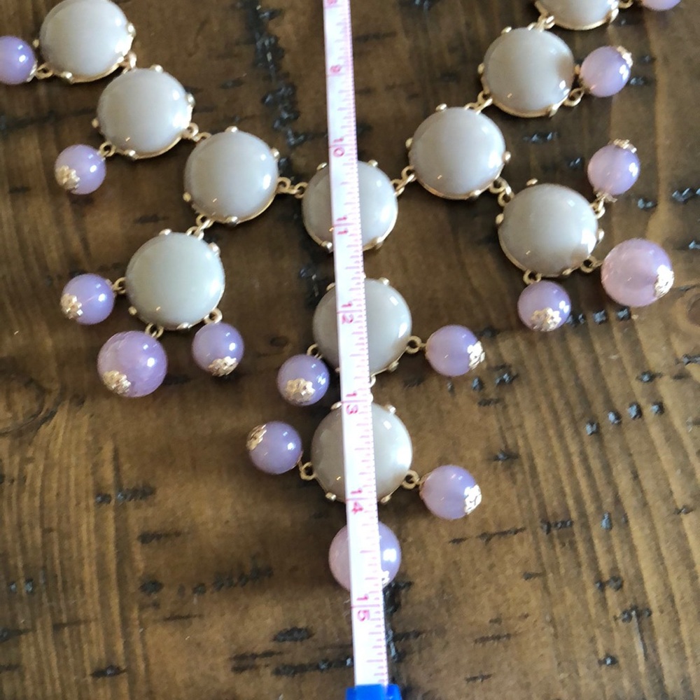 Statement necklace taupe/lavender colored - Picture 2 of 3